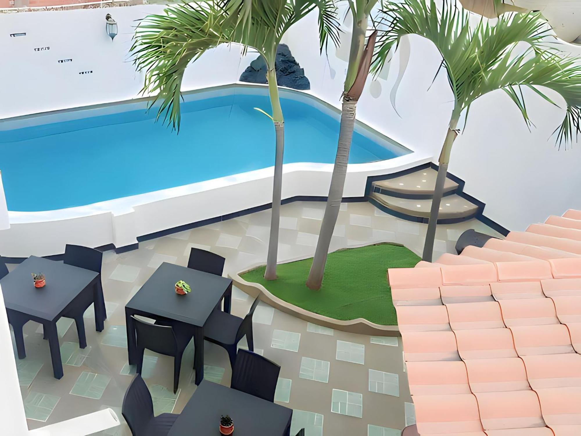 Hotel Manta Beach Madrigal Екстер'єр фото
